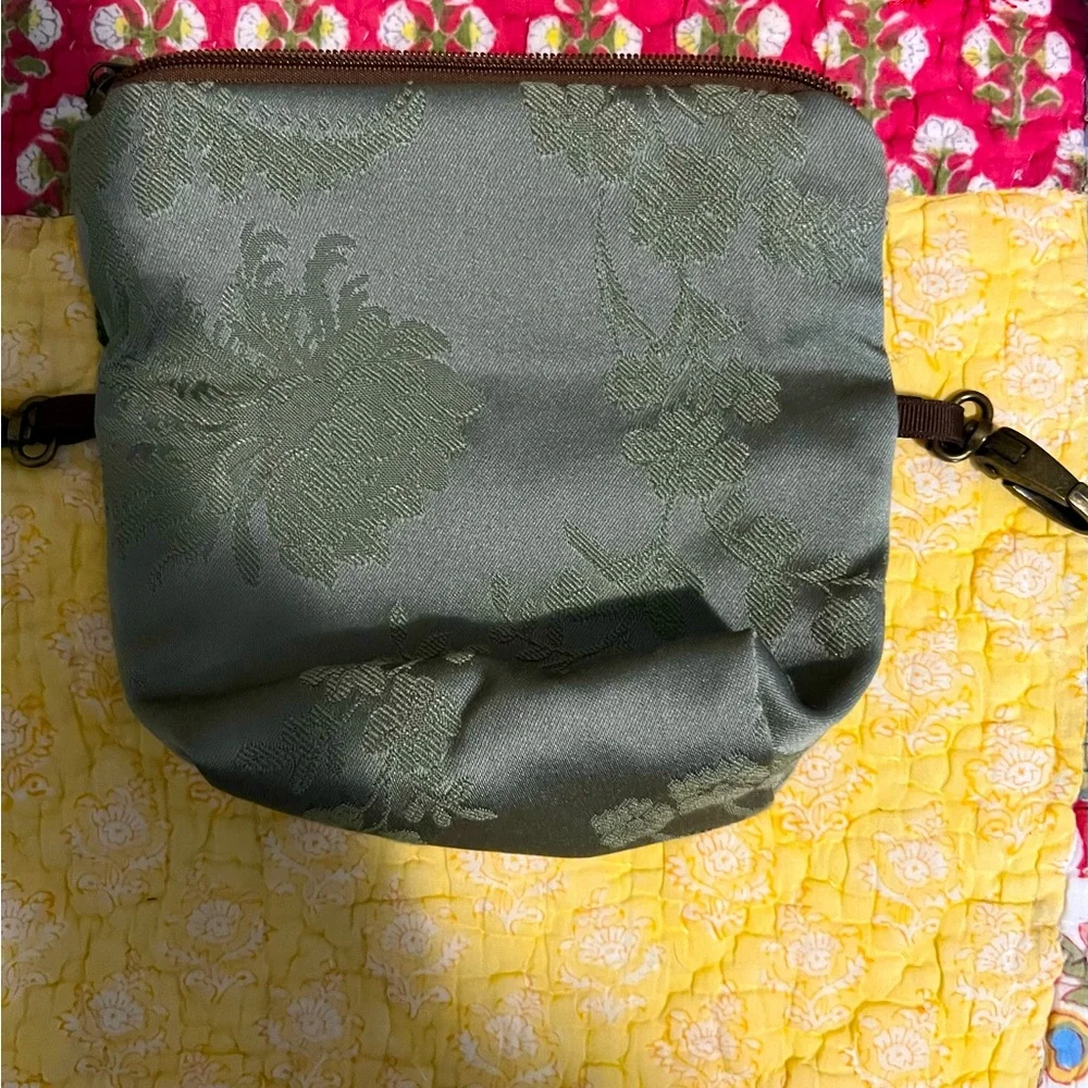 Tapestry Fabric Fanny Pack - Picture 3 of 4